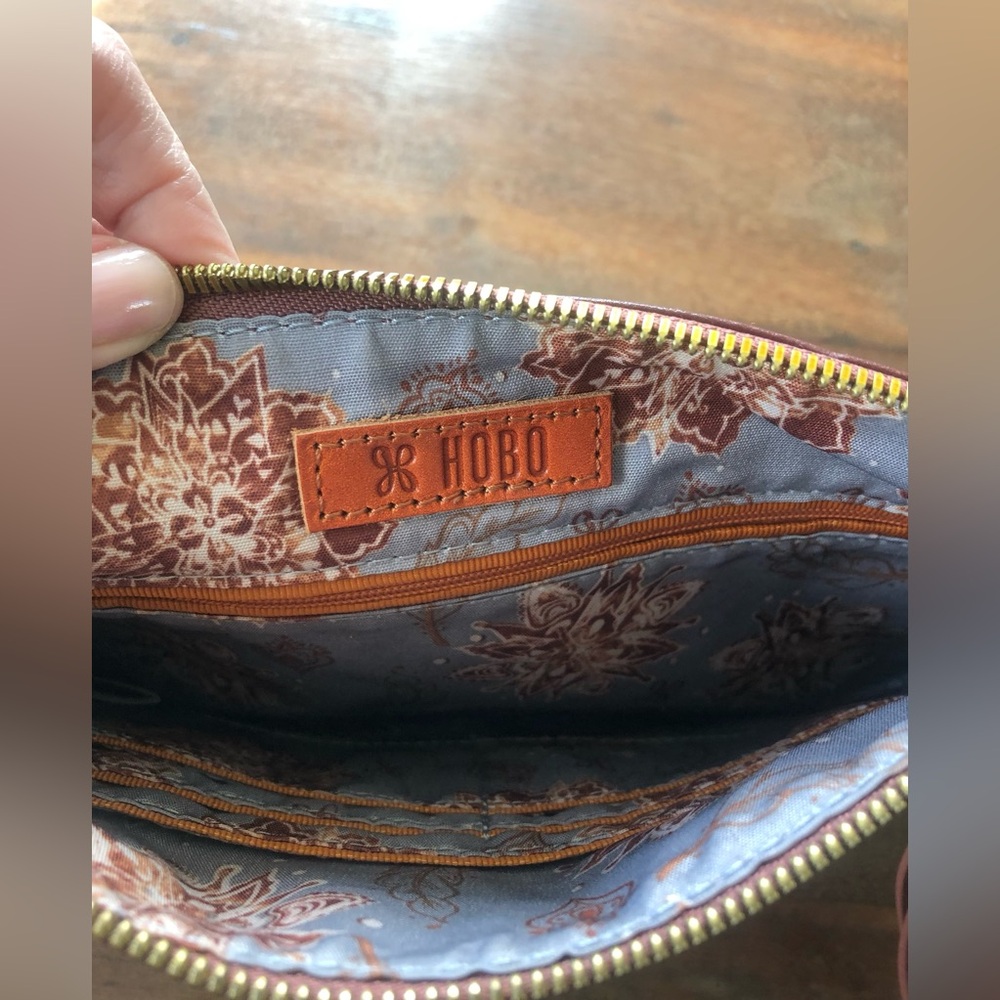 HOBO - Wristlet/Handle Clutch 100% Leather + Brick Brown - Picture 6 of 15